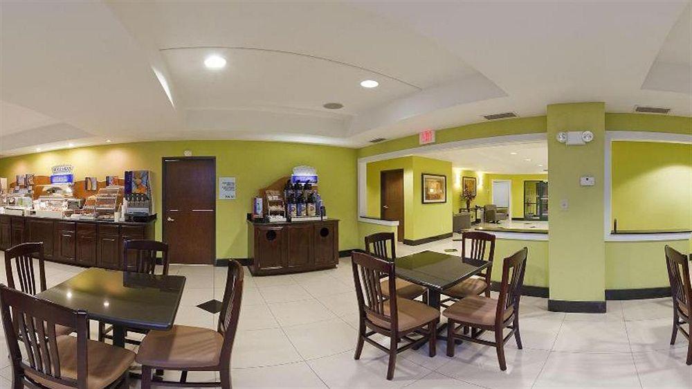 Holiday Inn Express & Suites Tell City By Ihg Екстериор снимка