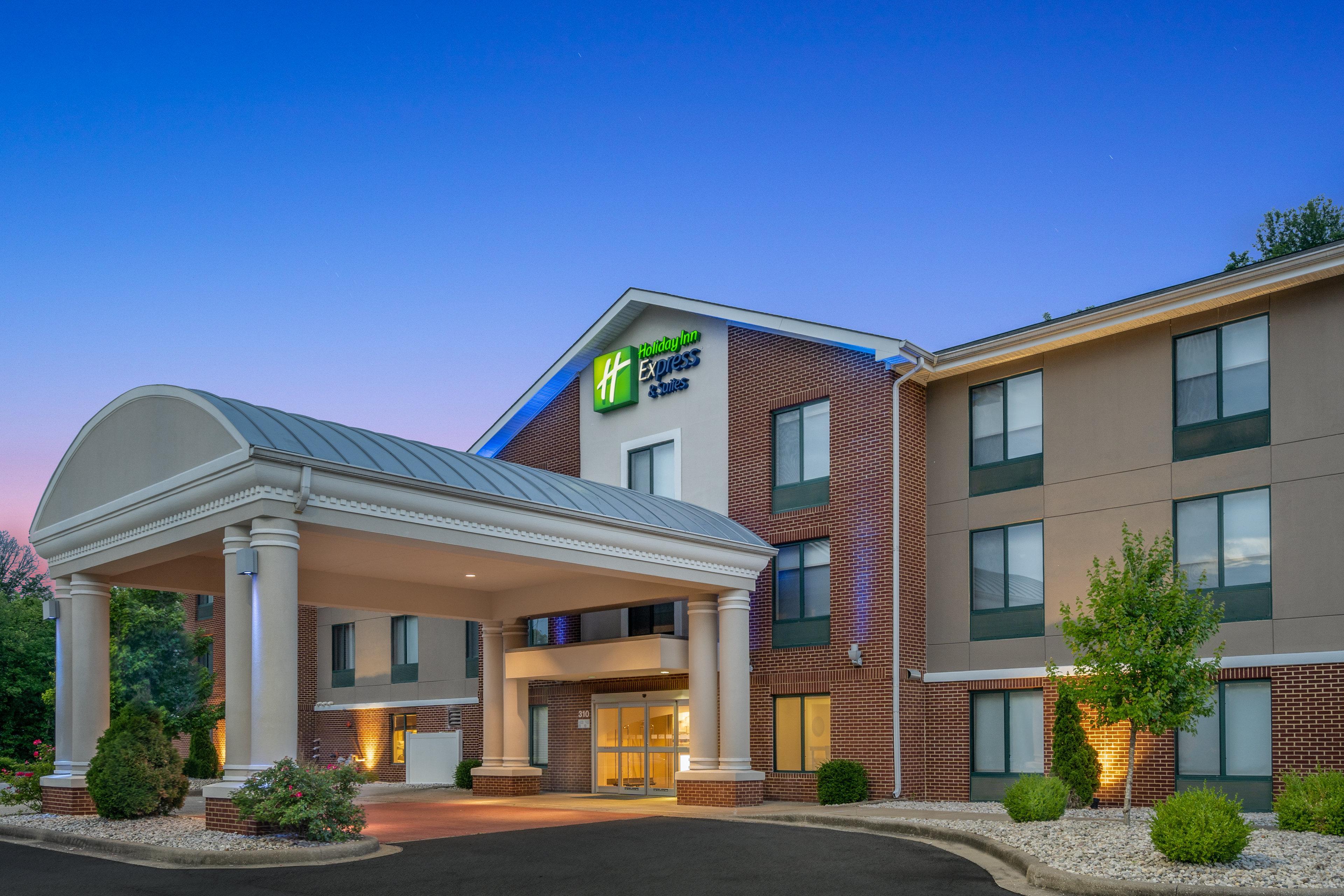 Holiday Inn Express & Suites Tell City By Ihg Екстериор снимка